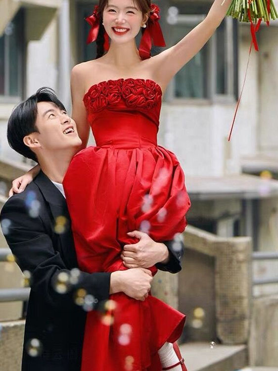 2025 New Red Strapless Floral  - Photography Street ulasan dan harga